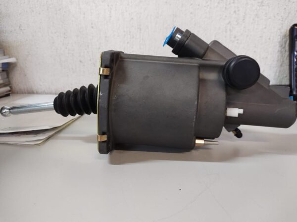SERVO DINA LINNER RUNNER INTL 3889392C1 GAS CUMMINS ISB